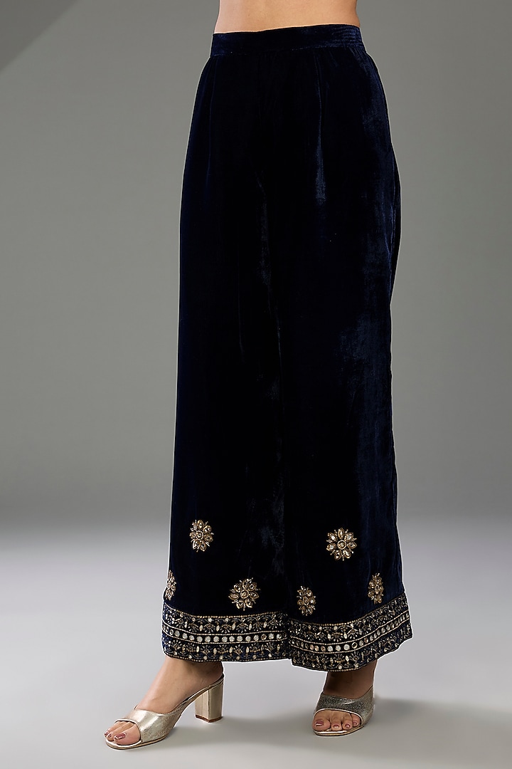 Navy Blue Velvet Mirror Embroidered Asymmetric Kurta Set by POULI at Pernia's Pop Up Shop