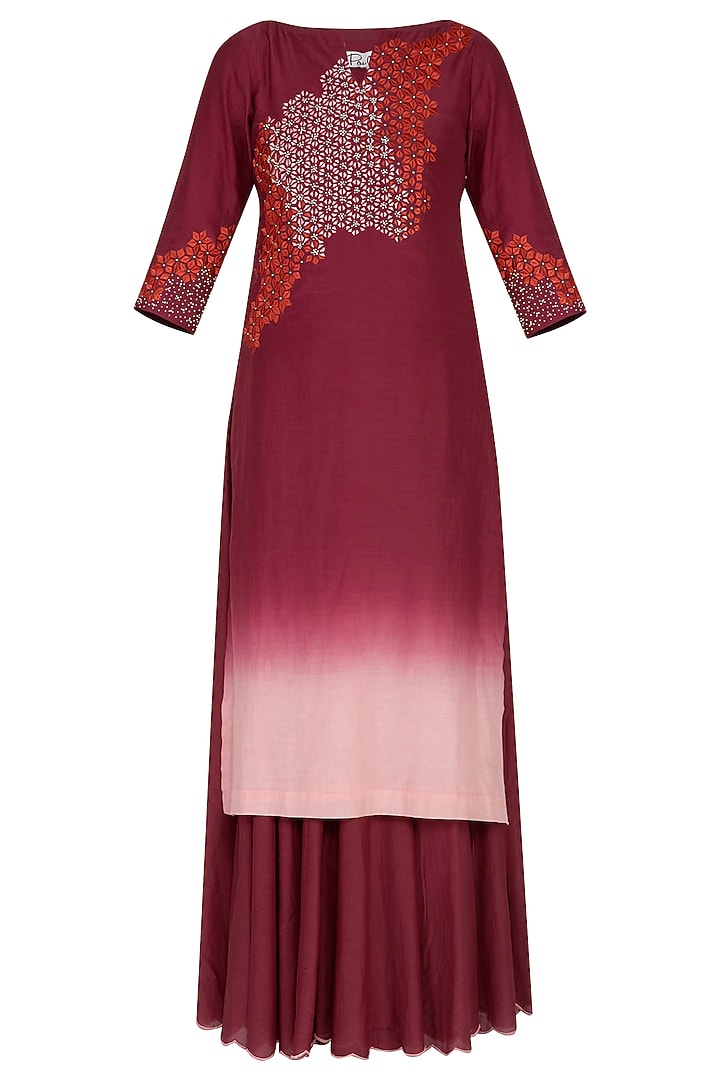 Deep pink ombre embroidered kurta set by POULI at Pernia's Pop Up Shop