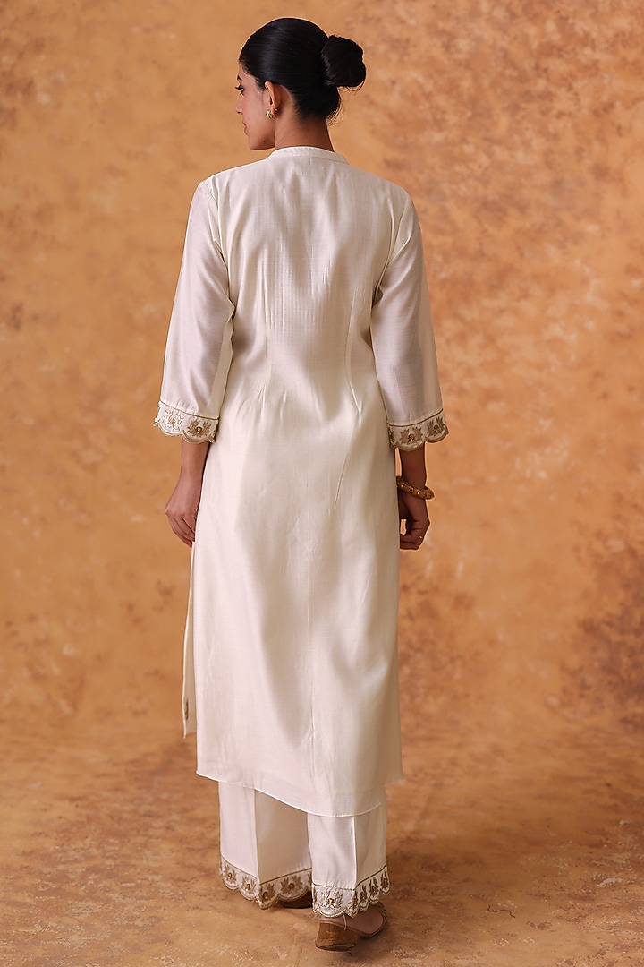 Ivory Chanderi Zari & Sequin Embroidered Kurta Set by Pouli at Pernia's Pop Up Shop