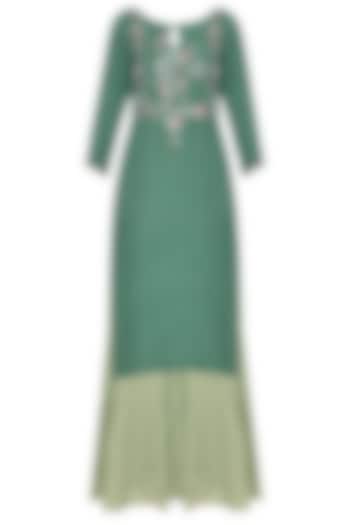 Deep green embroidered kurta set available only at Pernia's Pop Up Shop.