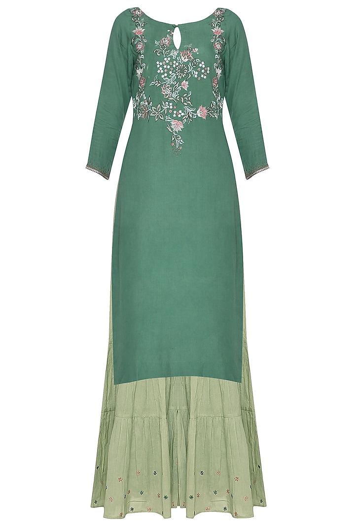 Deep green embroidered kurta set available only at Pernia's Pop Up Shop.