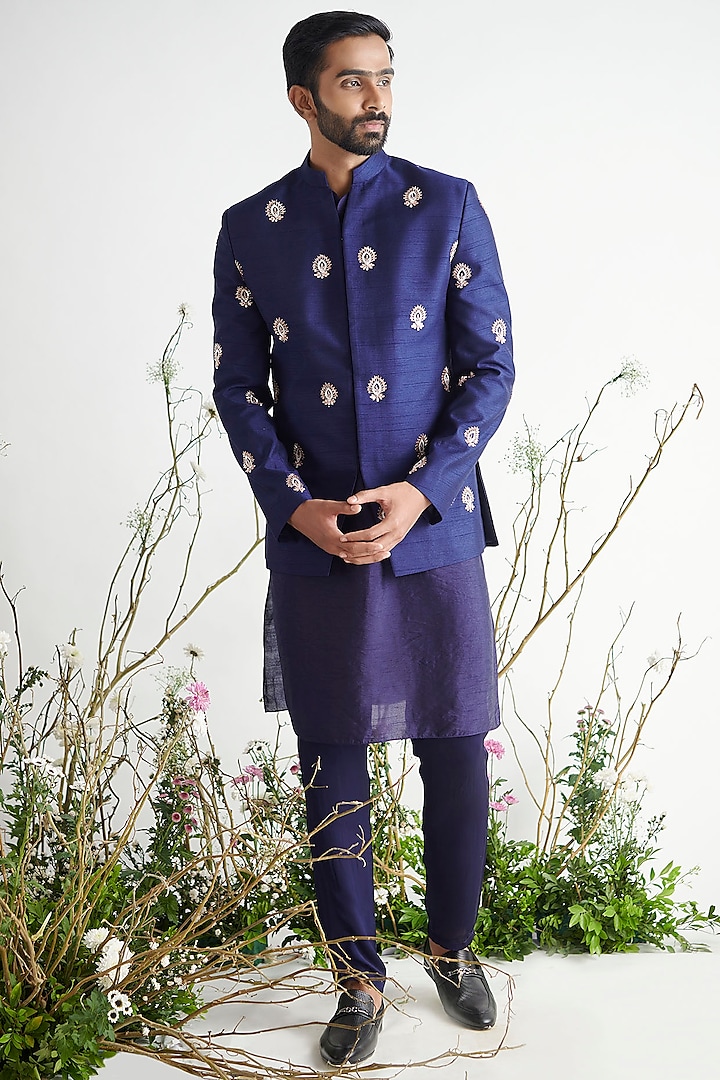 Navy Blue Embroidered Wedding Bandhgala Jacket Set by MASUMI MEWAWALLA MEN at Pernia's Pop Up Shop