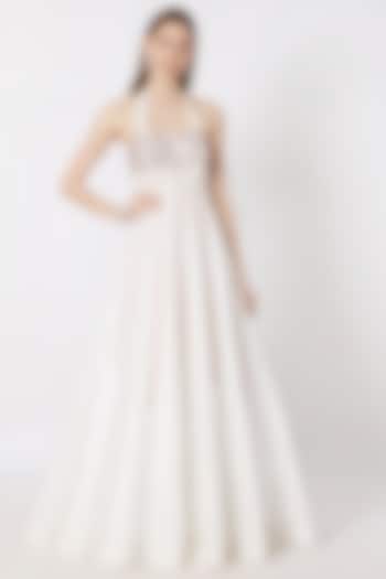 White Embroidered Wedding Anarkali Gown by MASUMI MEWAWALLA at Pernia's Pop Up Shop