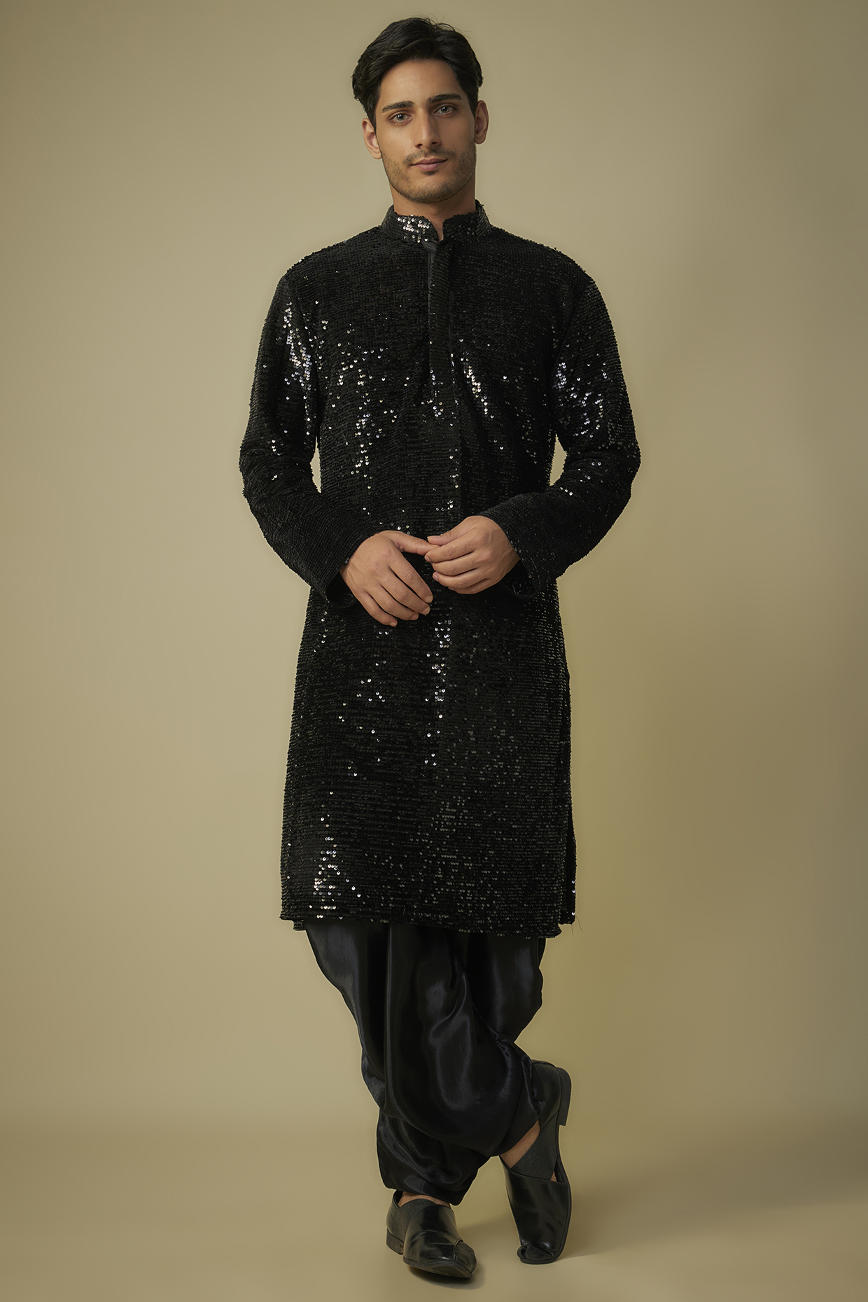 Black Sequins Kurta Set by MASUMI MEWAWALLA MEN