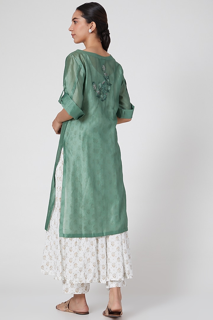 Mehendi Green Silk Chanderi Kurta Set by Prama by Pratima Pandey at Pernia's Pop Up Shop