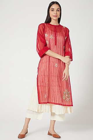 Red Handwoven Chikankari Kurta Set by Prama by Pratima Pandey
