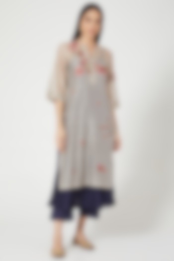 Grey Handwoven Kurta Set by Prama by Pratima Pandey at Pernia's Pop Up Shop