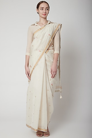 Ivory Zardosi Embroidered Saree Set by Prama by Pratima Pandey