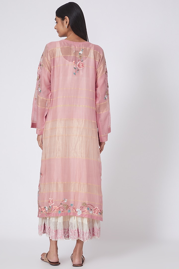 Blush Pink Aari Embroidered Kurta Set by Prama by Pratima Pandey at Pernia's Pop Up Shop
