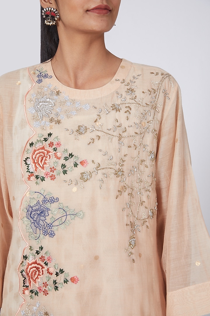 Peach Embroidered Kurta Set by Prama by Pratima Pandey at Pernia's Pop Up Shop