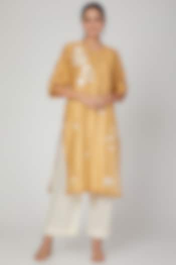 Mustard Embroidered Kurta With Pants by Prama by Pratima Pandey at Pernia's Pop Up Shop
