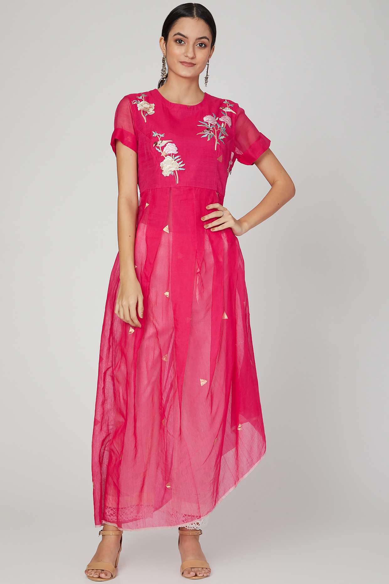 Fuchsia Embroidered Kurta With Pants by Prama by Pratima Pandey at Pernia's Pop Up Shop