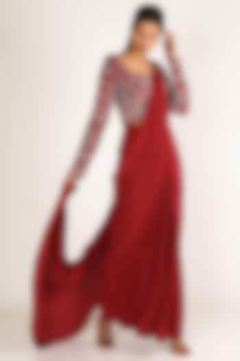 Red Embroidered Wedding Saree Set by MASUMI MEWAWALLA at Pernia's Pop Up Shop