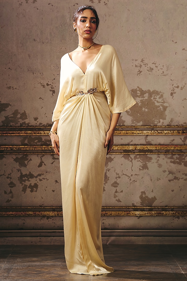 Beige Gajji Zari Embroidered Kaftan by Masumi Mewawalla at Pernia's Pop Up Shop