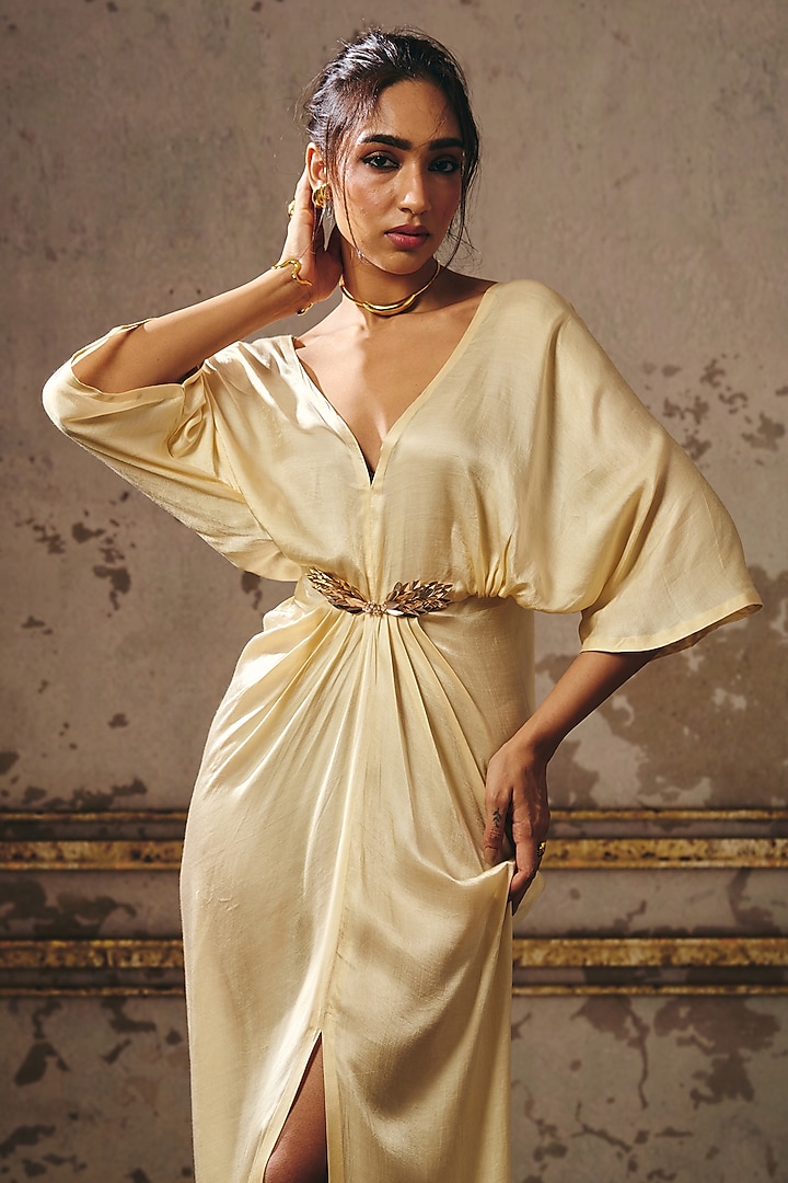 Beige Gajji Zari Embroidered Kaftan by Masumi Mewawalla at Pernia's Pop Up Shop