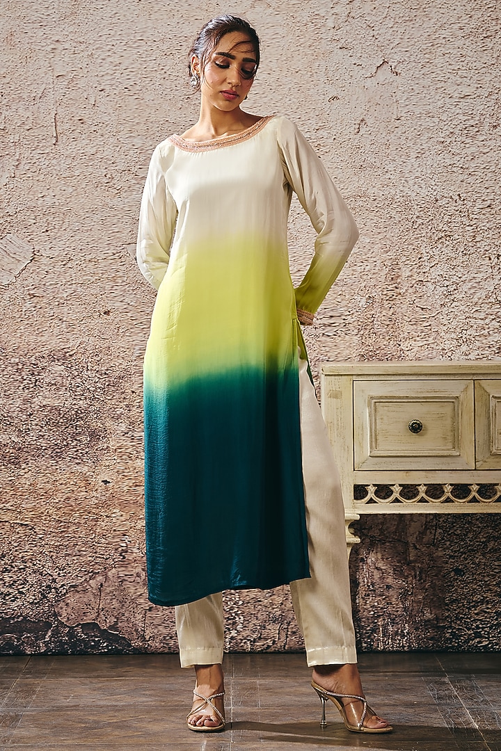 Beige & Dark Green Ombre Natural Crepe Kurta Set by Masumi Mewawalla at Pernia's Pop Up Shop