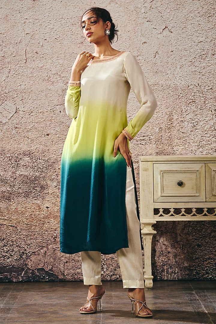 Beige & Dark Green Ombre Natural Crepe Kurta Set by Masumi Mewawalla at Pernia's Pop Up Shop