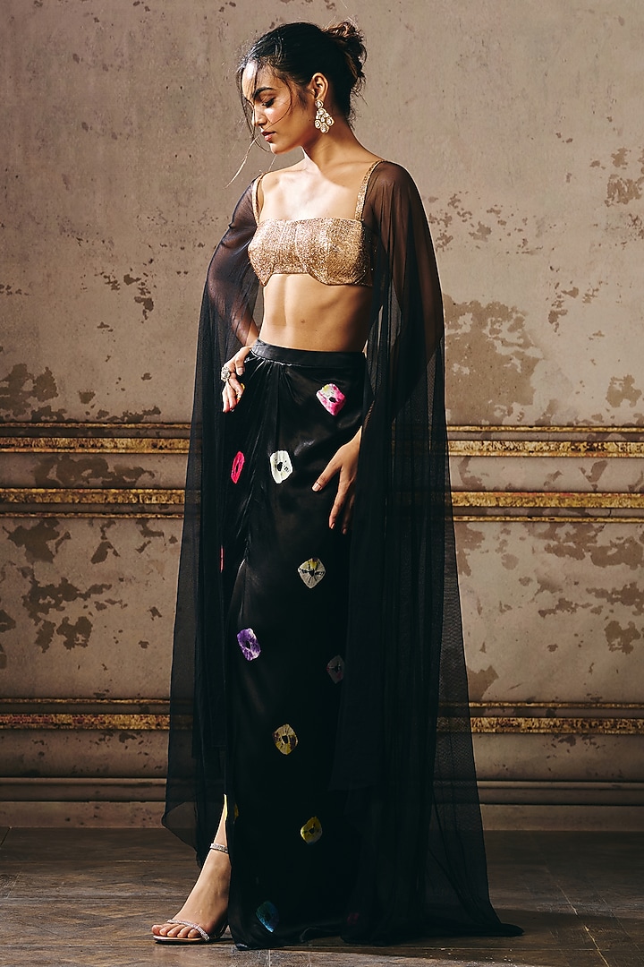 Black Gajji & Net Shibori Skirt Set by Masumi Mewawalla at Pernia's Pop Up Shop
