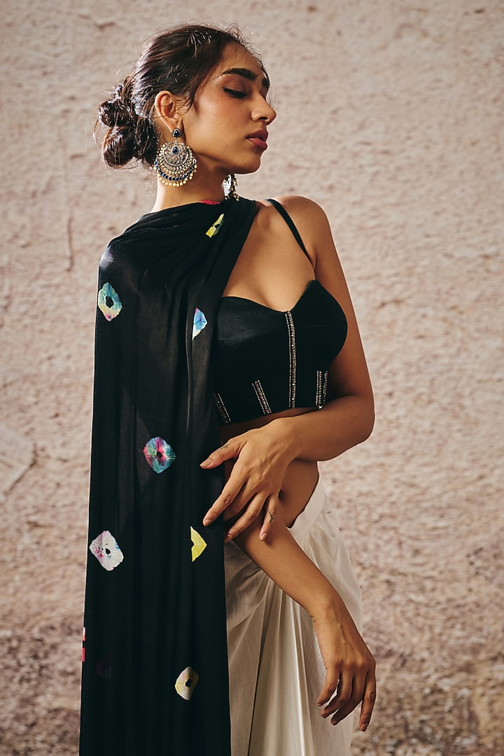 White Mashru & Gajji Skirt Set by Masumi Mewawalla at Pernia's Pop Up Shop