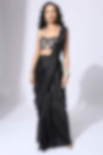 Black Tabby Silk Pre-Stitched Party Wear Saree Set by MASUMI MEWAWALLA at Pernia's Pop Up Shop