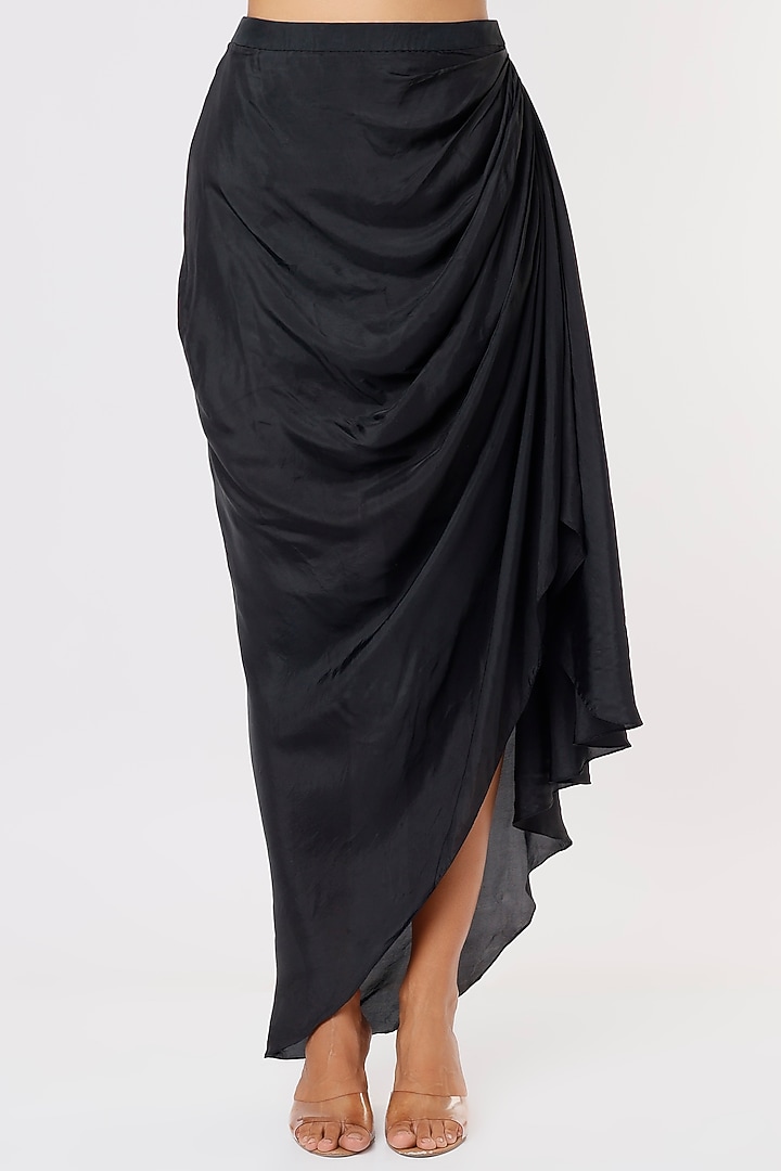Black Crepe Dhoti Set by MASUMI MEWAWALLA at Pernia's Pop Up Shop
