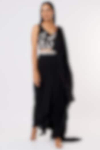 Black Silk Draped Wedding Saree Set by MASUMI MEWAWALLA at Pernia's Pop Up Shop