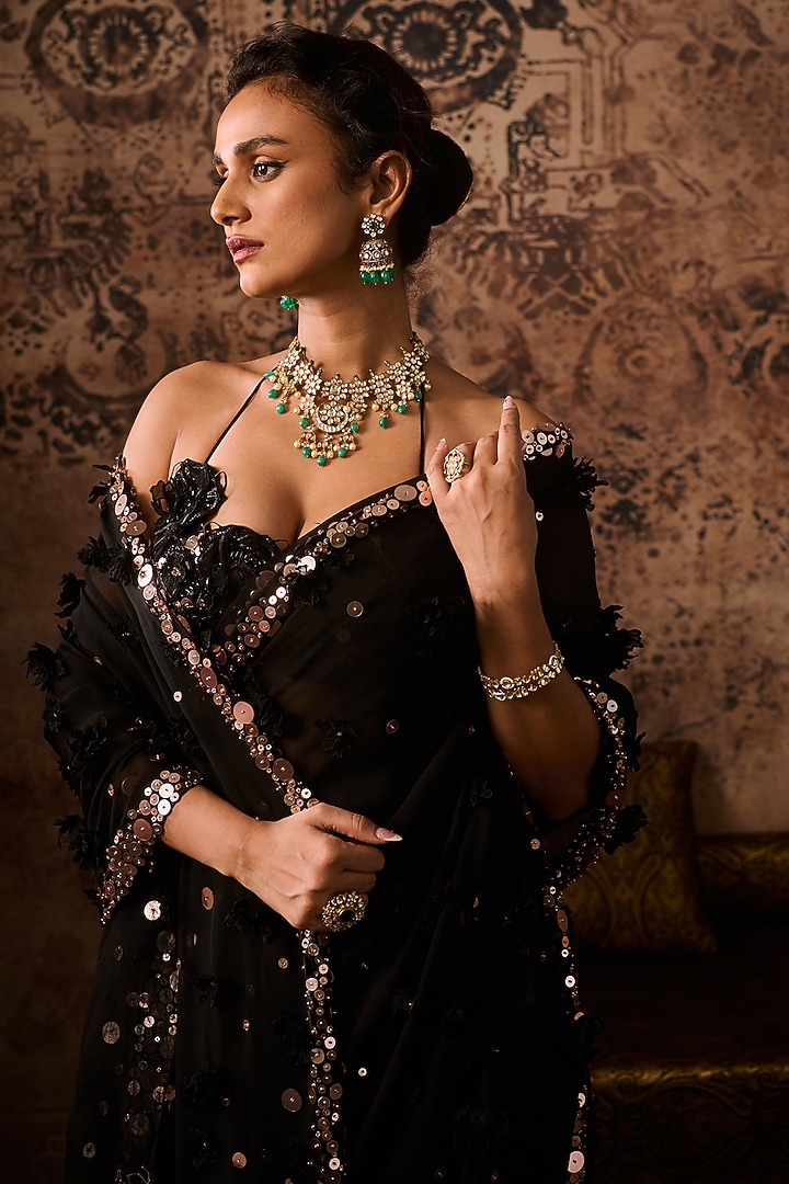 Black Mashroo Embroidered Wedding Saree Set by Masumi Mewawalla at Pernia's Pop Up Shop