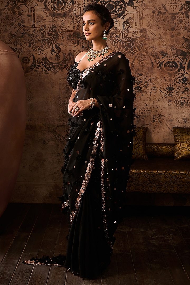 Black Mashroo Embroidered Wedding Saree Set by Masumi Mewawalla at Pernia's Pop Up Shop