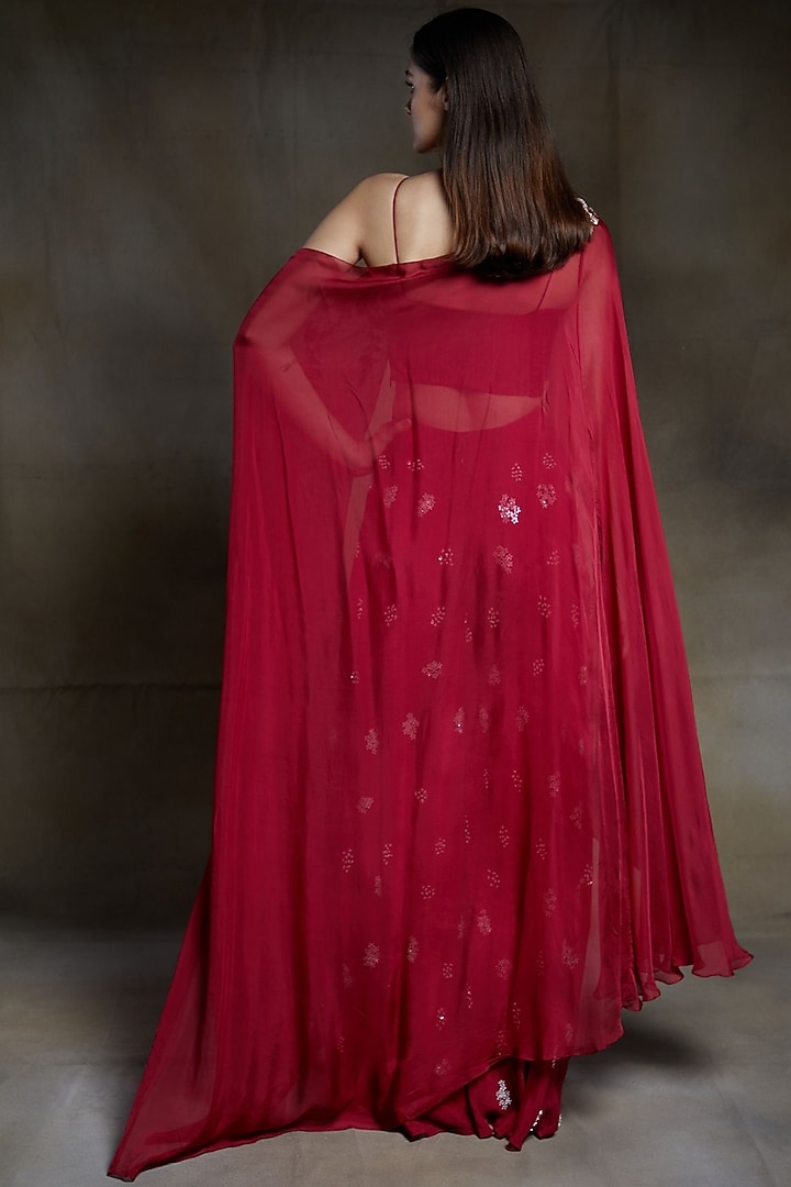 Crimson Embroidered Wedding Sharara Set by MASUMI MEWAWALLA at Pernia's Pop Up Shop