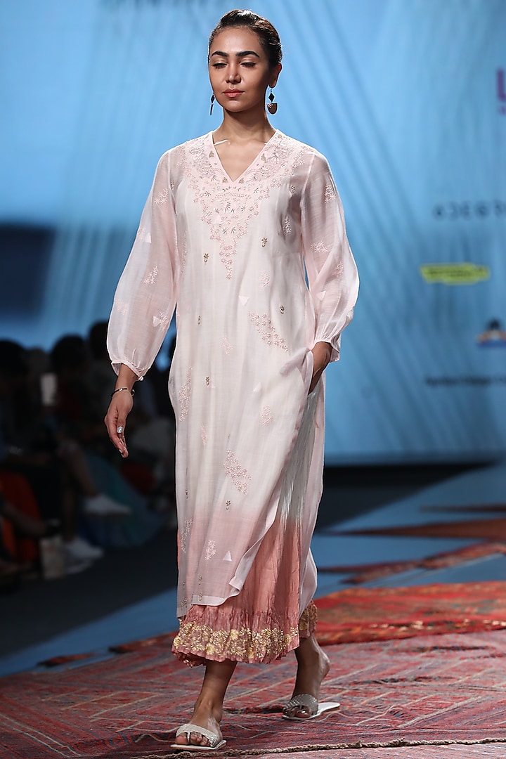 Blush Pink Embroidered Kurta With Ombre Inner by Prama by Pratima Pandey