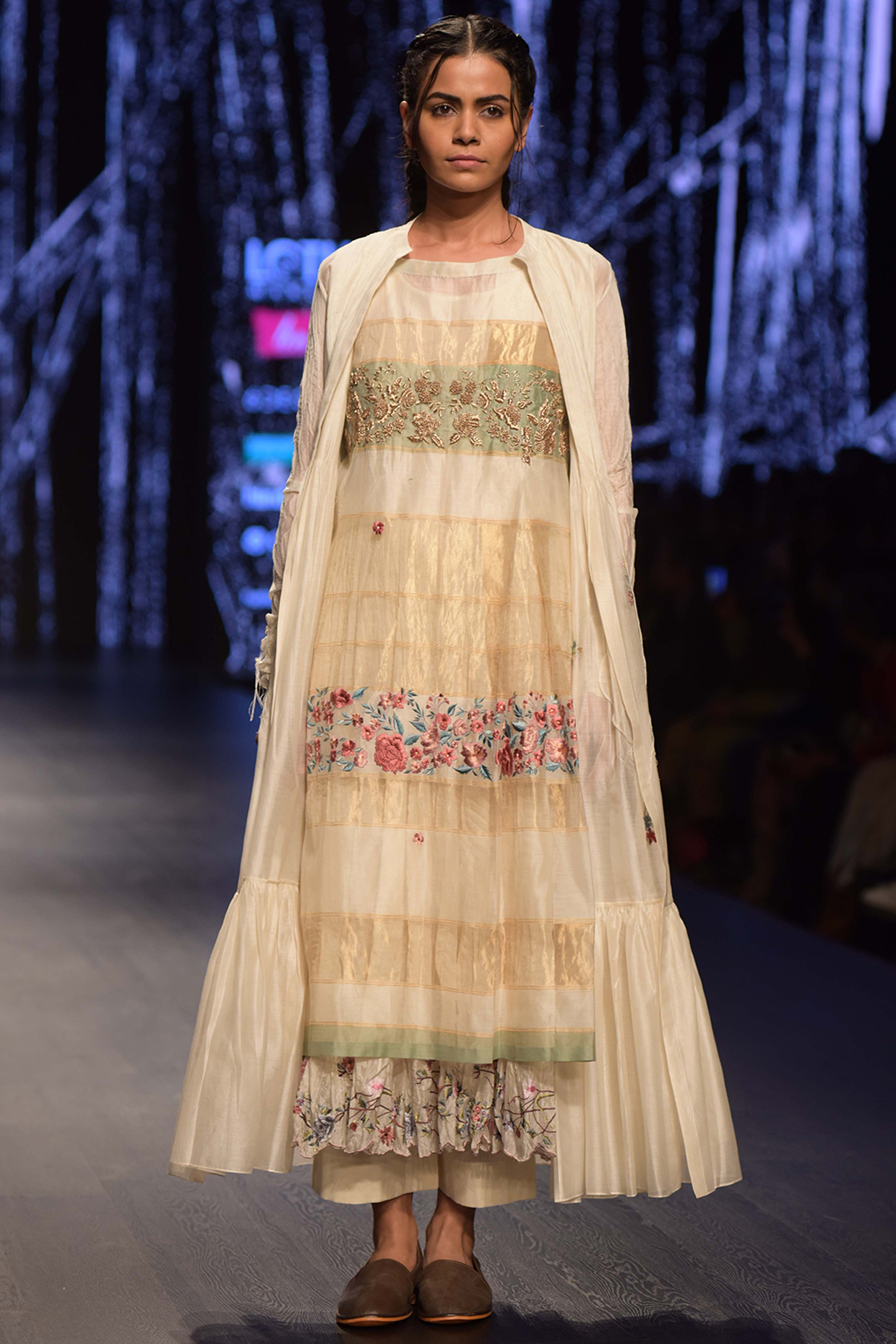 White Embroidered Layered Kurta Set With Jacket by Prama by Pratima Pandey at Pernia's Pop Up Shop