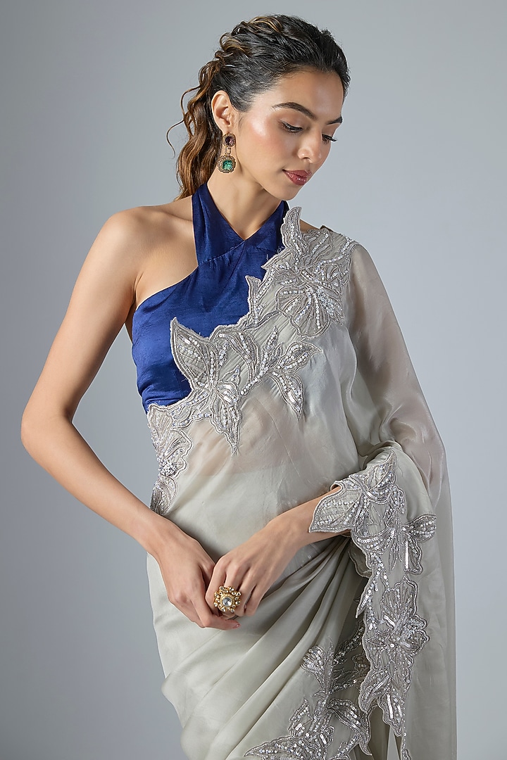 Silver Habutai Silk Cutwork Embroidered Wedding Saree Set by Masumi Mewawalla at Pernia's Pop Up Shop
