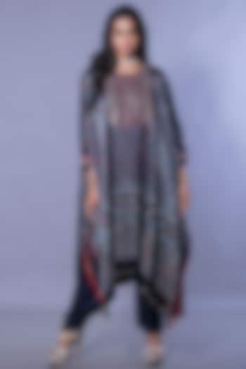 Midnight Blue Hand Embroidered Kaftan Set by Prahnaaya at Pernia's Pop Up Shop