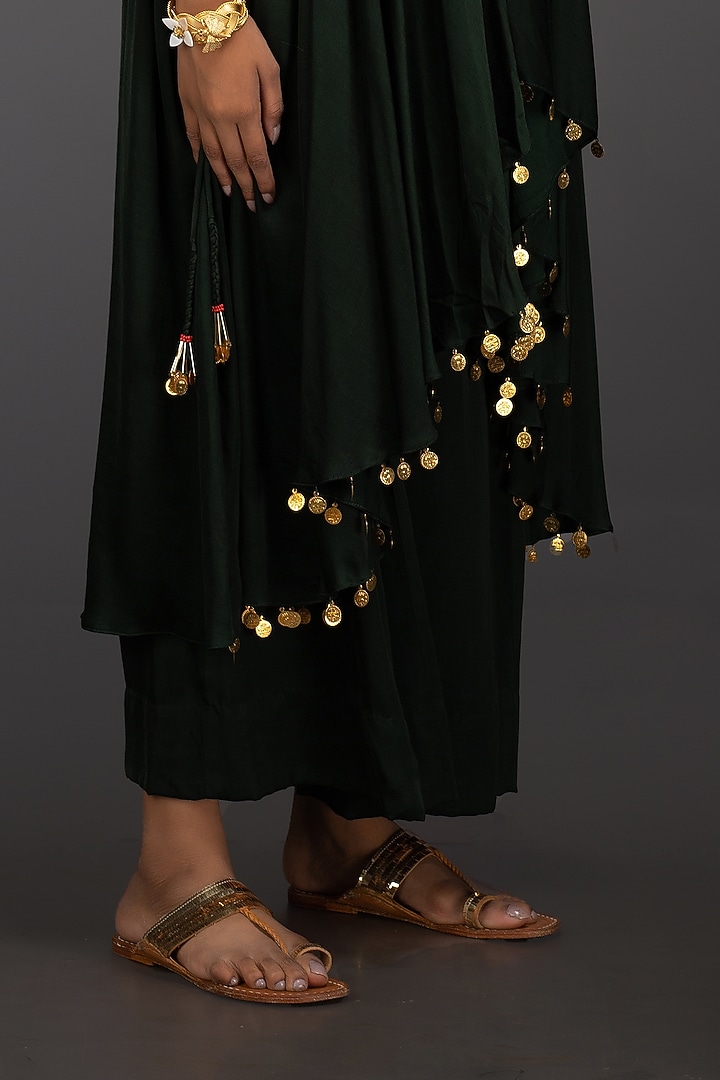 Forest Green Hand Embroidered High-Low Kurta Set by Prahnaaya at Pernia's Pop Up Shop