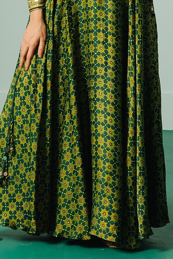 Green Satin Printed Skirt Set by Prahnaaya at Pernia's Pop Up Shop