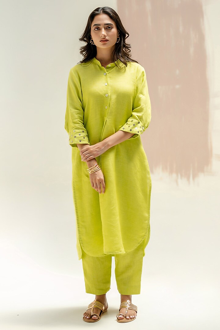 Sublime Neon Pure Linen Thread Work Kurta Set by Prahnaaya at Pernia's Pop Up Shop