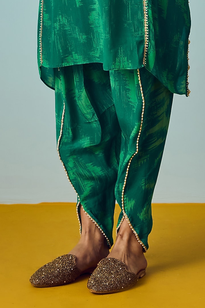 Sea Green Natural Crepe Silk Embroidered & Printed Kaftan Set by Prahnaaya at Pernia's Pop Up Shop