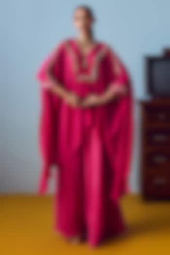 Pink Crepe Silk Embroidered Tunic Set by Prahnaaya at Pernia's Pop Up Shop