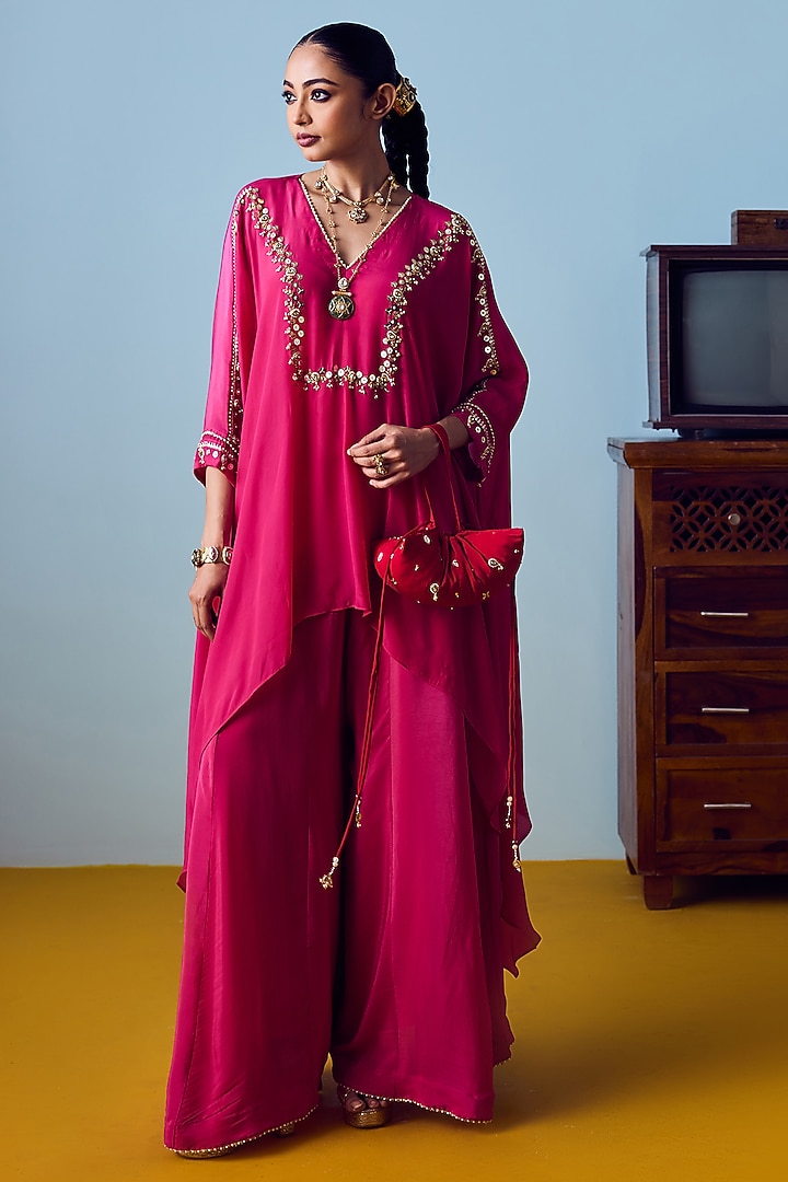 Pink Crepe Silk Embroidered Tunic Set by Prahnaaya at Pernia's Pop Up Shop