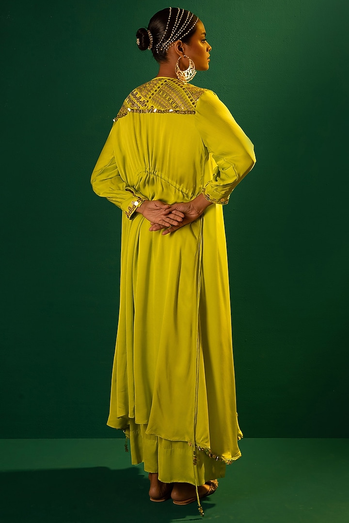 Sublime Green Satin Hand Embroidered High-Low Kurta Set by Prahnaaya at Pernia's Pop Up Shop