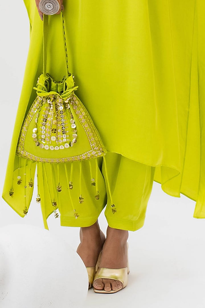 Green Satin Hand Embroidered Kurta Set by Prahnaaya at Pernia's Pop Up Shop