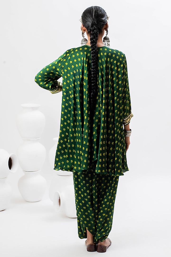 Emerald Green Satin Hand Embroidered Tunic Set by Prahnaaya at Pernia's Pop Up Shop