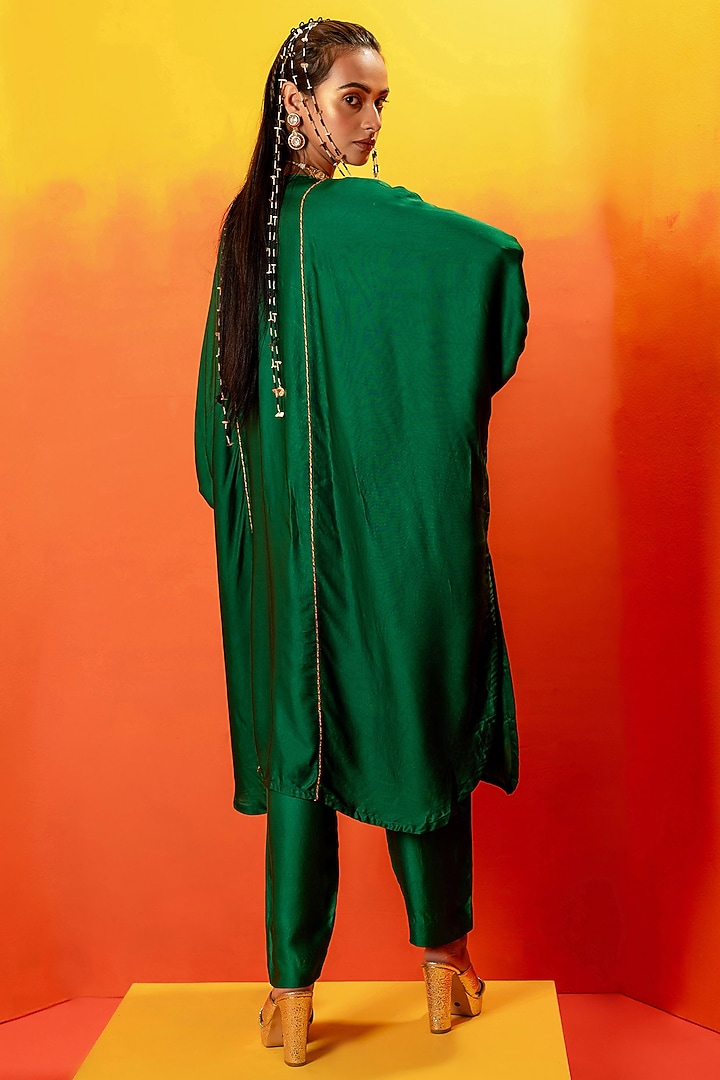 Green Vegan Satin Hand Embroidered Kurta Set by Prahnaaya at Pernia's Pop Up Shop