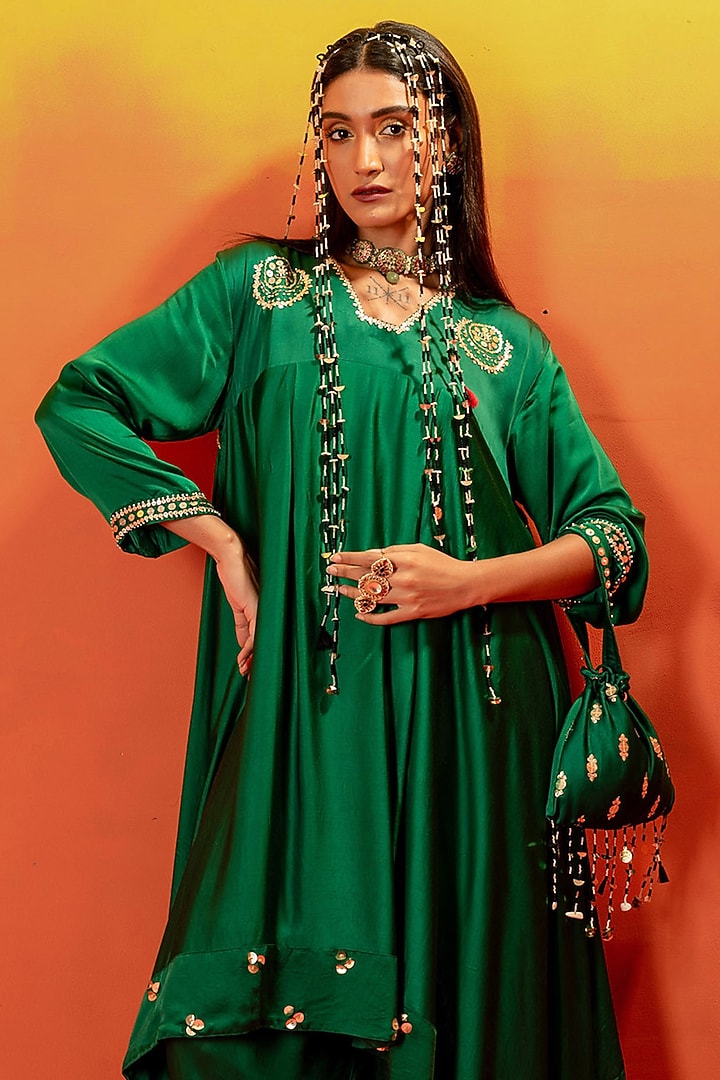 Green Vegan Satin Hand Embroidered Asymmetric Kurta Set by Prahnaaya at Pernia's Pop Up Shop