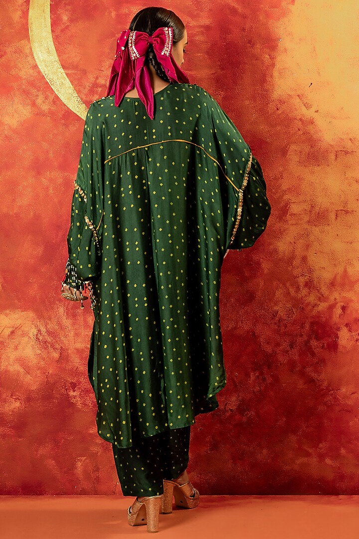 Green Ajrakh Hand Block Satin Sequins Embroidered Straight Kurta Set by Prahnaaya at Pernia's Pop Up Shop