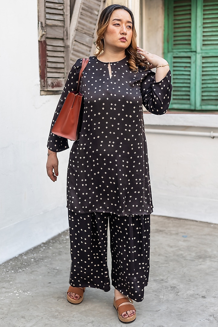 Black Ajrakh Satin Hand-Block Printed Kurta Set by Prahnaaya at Pernia's Pop Up Shop