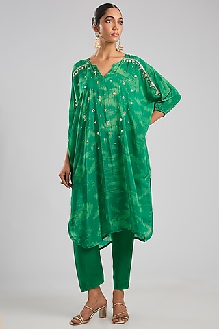 Coral Green Natural Crepe Silk Hand Embroidered Kurta Set by Prahnaaya