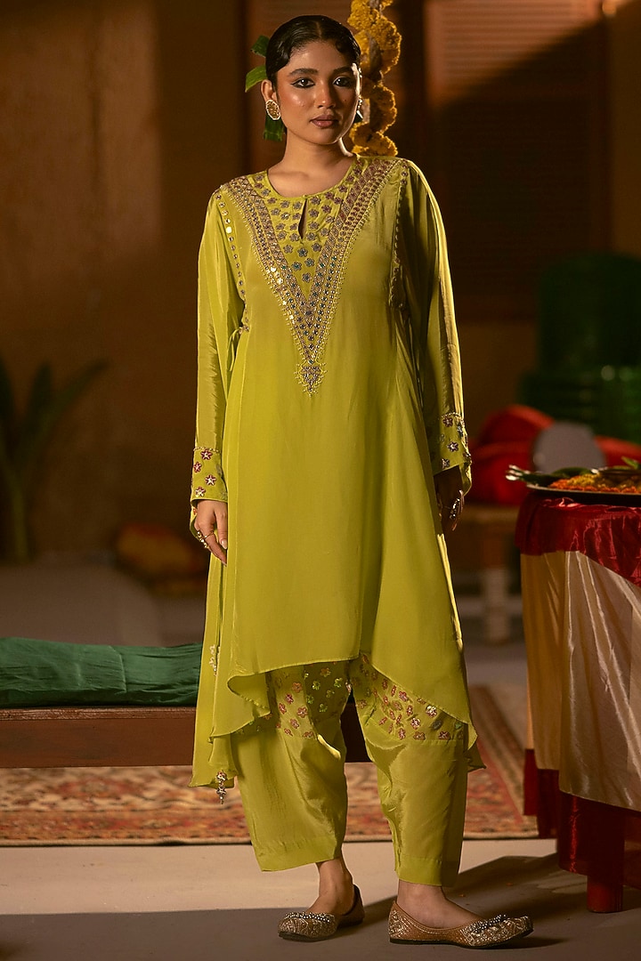 Sublime Neon Vegan Crepe Silk Embroidered Choga Kurta Set by Prahnaaya at Pernia's Pop Up Shop
