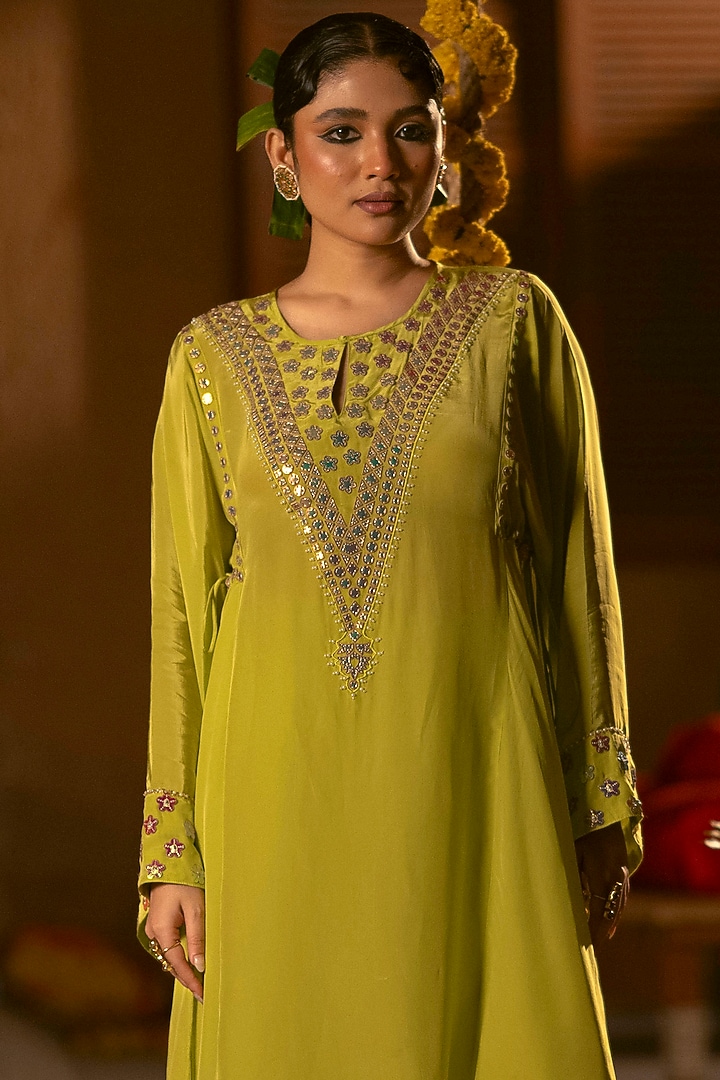 Sublime Neon Vegan Crepe Silk Embroidered Choga Kurta Set by Prahnaaya at Pernia's Pop Up Shop