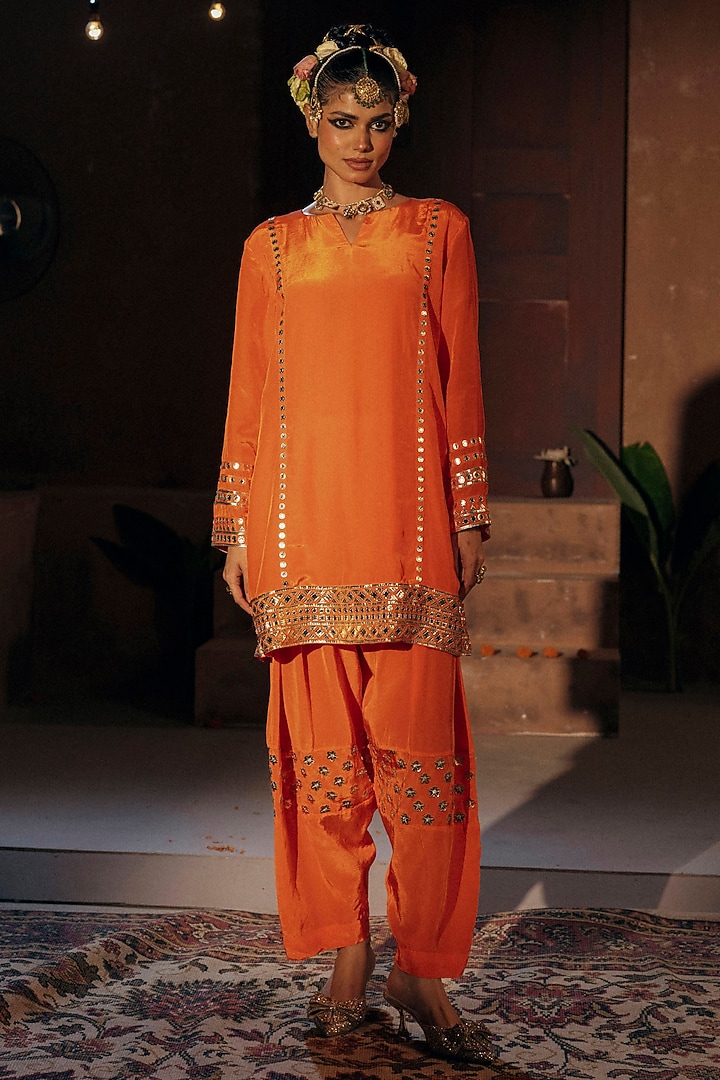 Orange Vegan Crepe Silk Embroidered Kurta Set by Prahnaaya at Pernia's Pop Up Shop